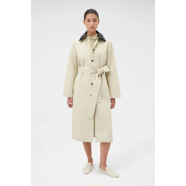 Oroton Essential Mac - Oroton Coats - Australian Heritage Luxury - Shop at Luxury Shoes 