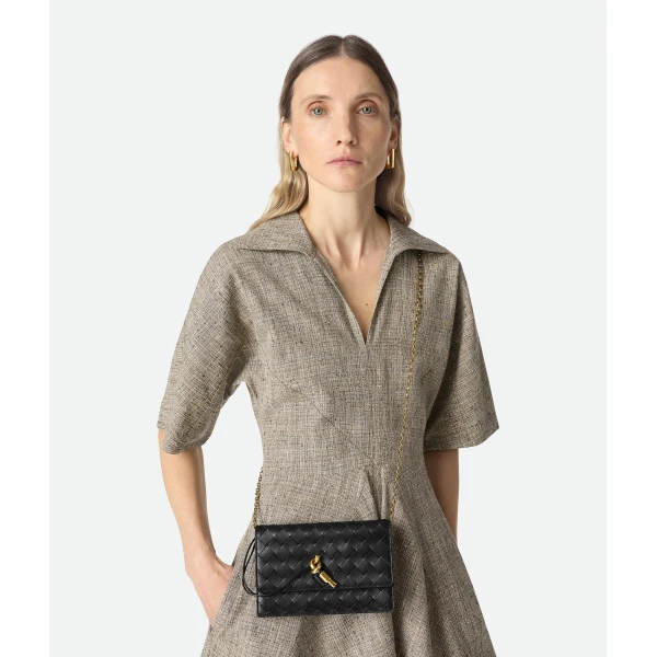 Khaite Women's Andiamo Pouch on Chain in Black - Black Shoulder & Crossbody Bags - The Lotus Tote Bag - Shop at Luxury Shoes 