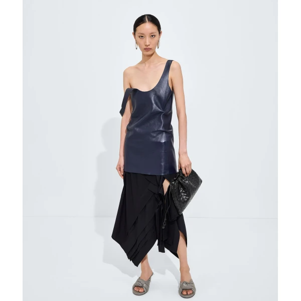 Khaite Women's Dustbag in Black - Black Shoulder & Crossbody Bags - The Lotus Tote Bag - Shop at Luxury Shoes 