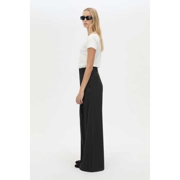 Camilla and Marc Bonnie Fitted Graphic Tee - Tops - Luxury Ready-to-Wear at Luxury Shoes 