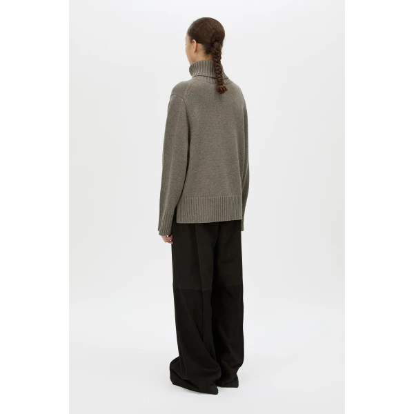 Camilla and Marc Crawford Knit Roll Neck Sweater - Knitwear - Luxury Ready-to-Wear at Luxury Shoes 