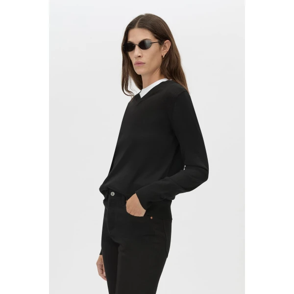 Camilla and Marc Leona Knit V Neck Sweater - Knitwear - Luxury Ready-to-Wear at Luxury Shoes 