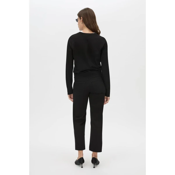 Camilla and Marc Leona Knit V Neck Sweater - Knitwear - Luxury Ready-to-Wear at Luxury Shoes 