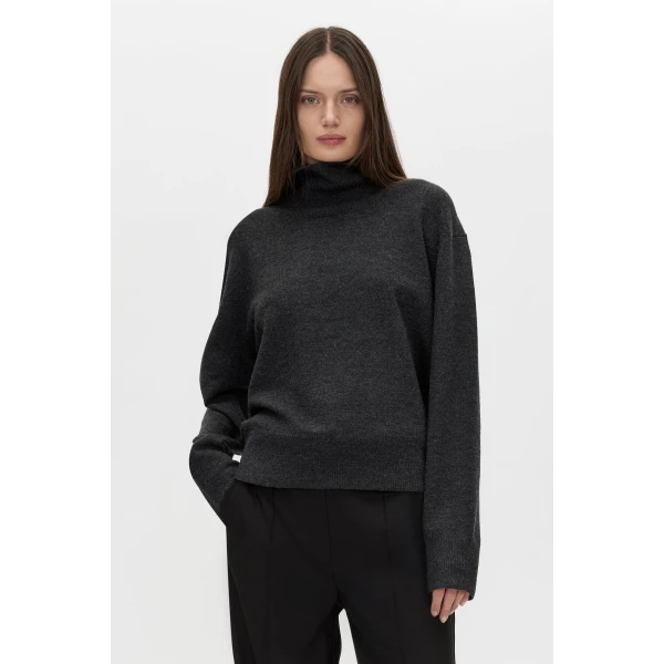 Camilla and Marc Margot Turtleneck Knit Sweater - Knitwear - Luxury Ready-to-Wear at Luxury Shoes 