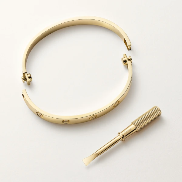 Classic Model - Fine Jewelry - Italian Luxury Ready-to-Wear at Luxury Shoes 