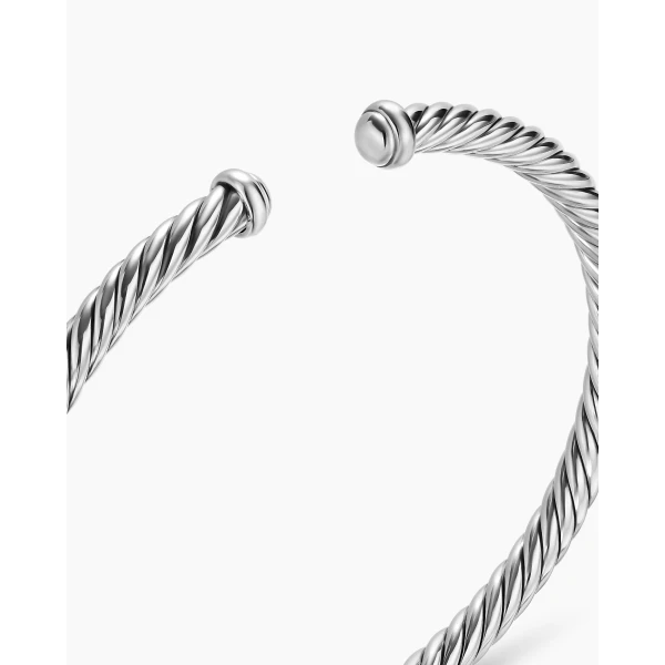 4mm – Cable motif close-up