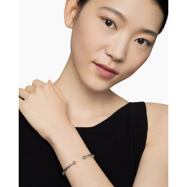 4mm – pavé setting and gemstone detail close-up|David Yurman Classic Cable Bracelet in Sterling Silver with 18K Yellow Gold