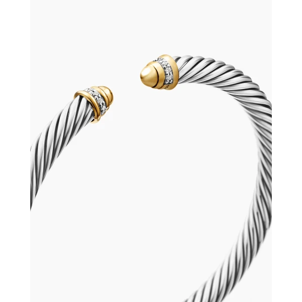 5mm Gold – worn on the wrist