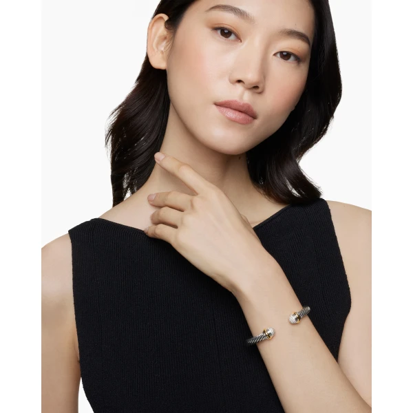 7mm in Gold – front view of authentic Cable Bracelets at Luxury Shoes |David Yurman Classic Cable Bracelet in Sterling Silver with 18K Yellow Gold and Pavé Diamond Domes