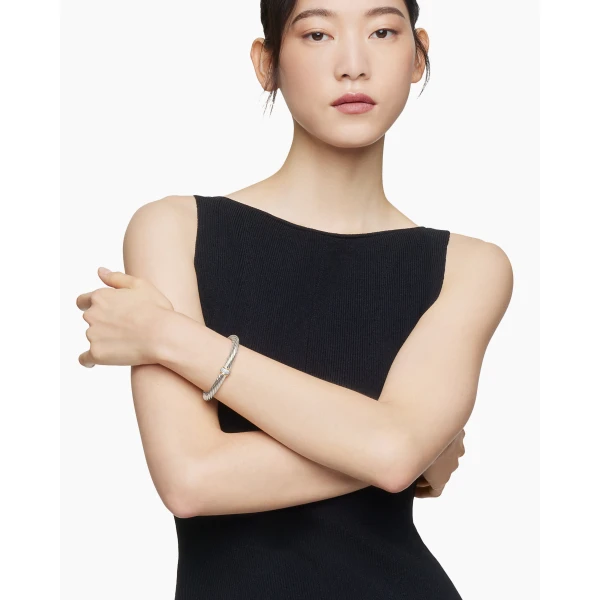 7mm in Gold – front view of authentic Cable Bracelets at Luxury Shoes |David Yurman Classic Cable Station Bracelet in Sterling Silver with 18K Yellow Gold and Pavé Diamonds