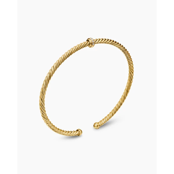 3mm Gold – worn on the wrist