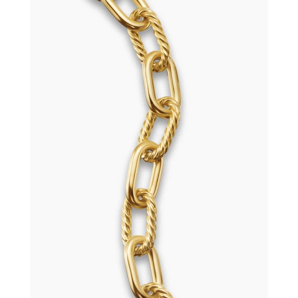 11mm – pavé setting and gemstone detail close-up|David Yurman DY Madison® Chain Bracelet in 18K Yellow Gold