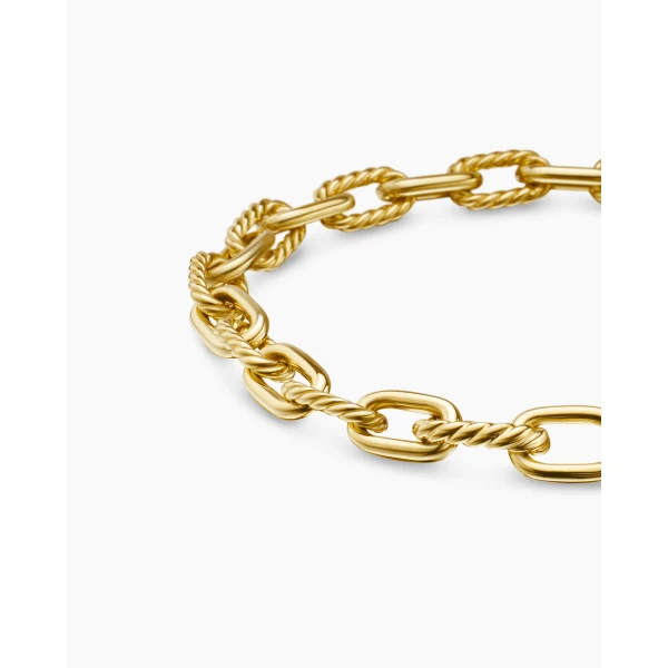 6mm in Gold – clasp and closure mechanism detail|David Yurman DY Madison® Chain Bracelet in 18K Yellow Gold