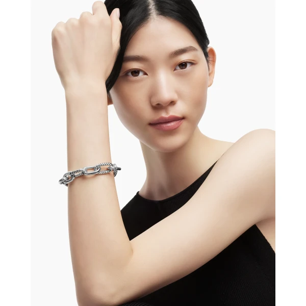 13.5mm in Silver – clasp and closure mechanism detail|David Yurman DY Madison® Chain Bracelet in Sterling Silver