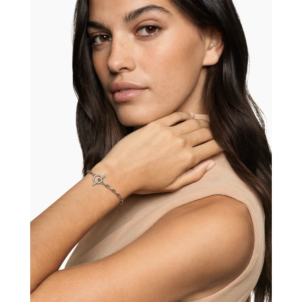 3mm in Silver – front view of authentic Chain Bracelets at Luxury Shoes |David Yurman DY Madison® Pavé Toggle Chain Bracelet in Sterling Silver with Diamonds