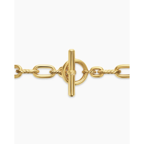 8.5mm – pavé setting and gemstone detail close-up|David Yurman DY Madison® Toggle Chain Bracelet in 18K Yellow Gold