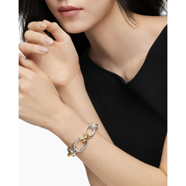 20mm in Gold – clasp and closure mechanism detail|David Yurman DY Mercer® Chain Bracelet in Sterling Silver with 18K Yellow Gold and Diamonds
