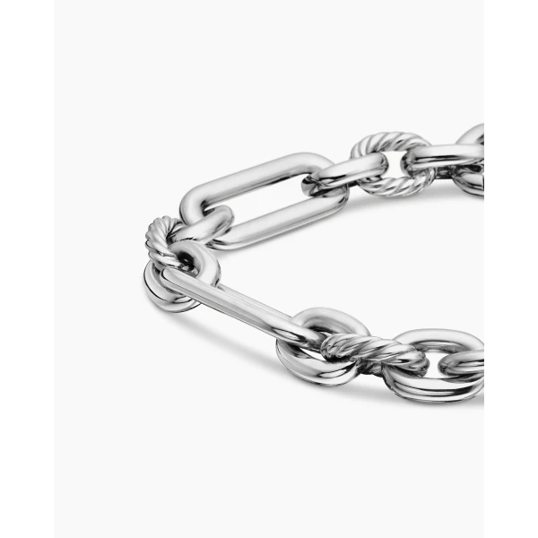 9.8mm – pavé setting and gemstone detail close-up|David Yurman Lexington Chain Bracelet in Sterling Silver