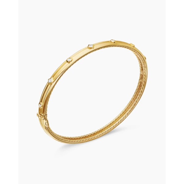 4.5mm Gold – worn on the wrist
