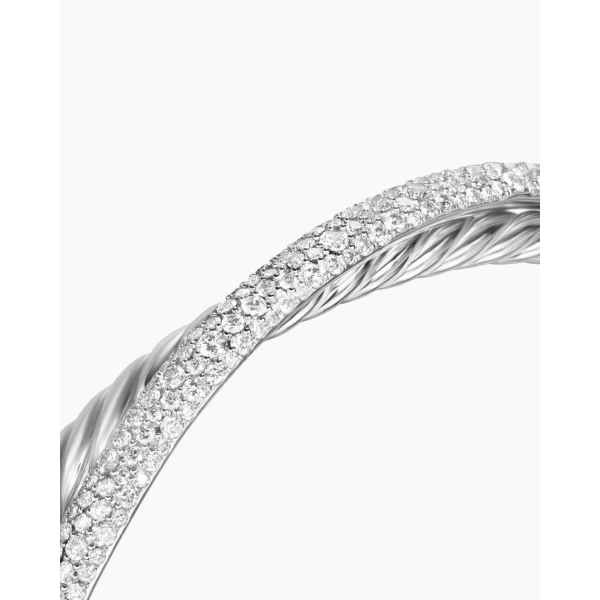 10.7mm – Cable motif close-up