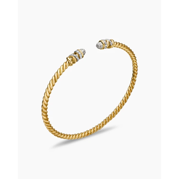 3mm Gold – worn on the wrist