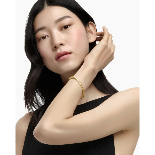 4.6mm in Gold – front view of authentic Bangle Bracelets at Luxury Shoes |David Yurman Sculpted Cable Bangle Bracelet in 18K Yellow Gold