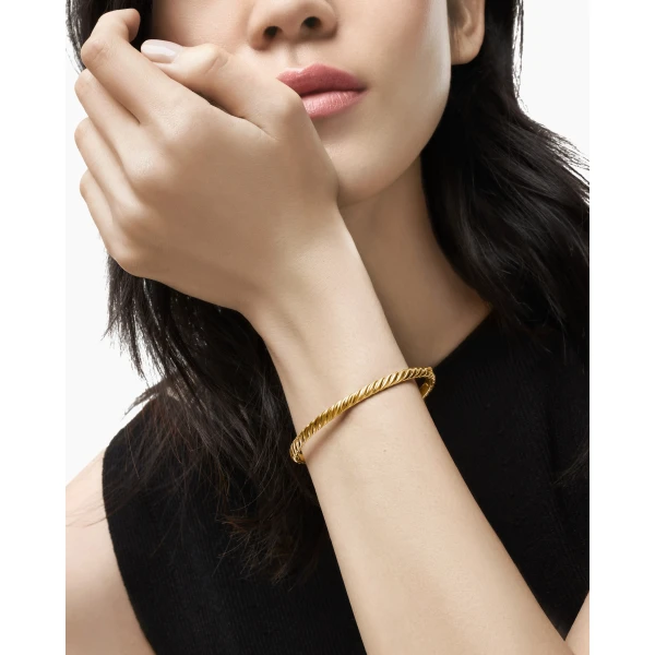 4.6mm – pavé setting and gemstone detail close-up|David Yurman Sculpted Cable Bangle Bracelet in 18K Yellow Gold