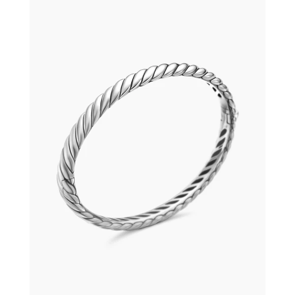 7mm Silver – worn on the wrist