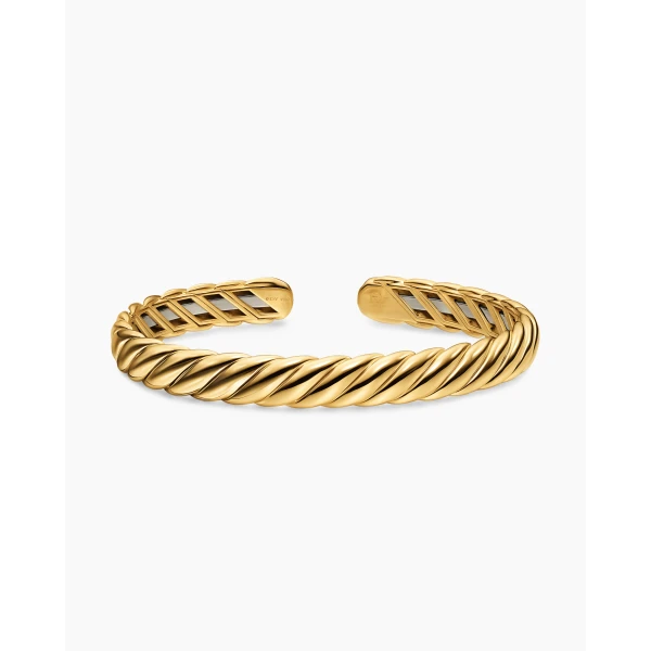 7.5mm Gold – worn on the wrist