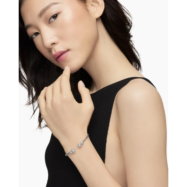 3.5mm – pavé setting and gemstone detail close-up|David Yurman Starburst Cable Bracelet in Sterling Silver with Diamonds