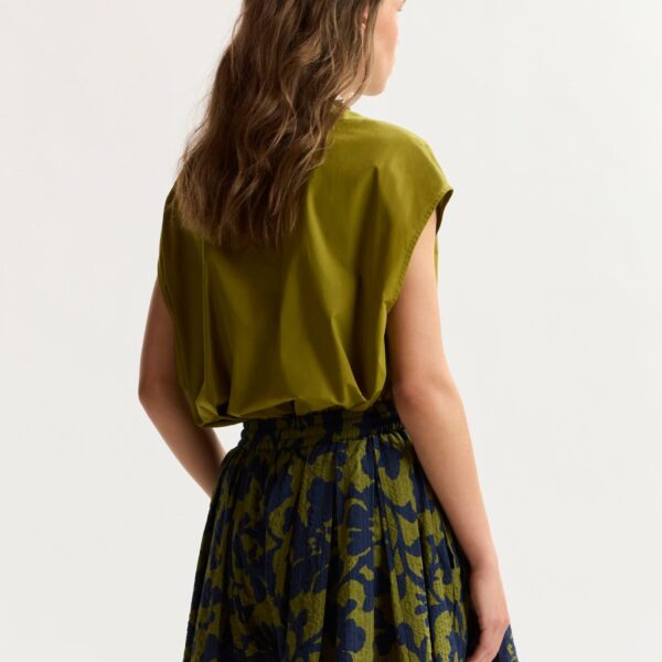 Essentiel Antwerp Green And Dark Blue Floral Print Cotton Shorts, view 5