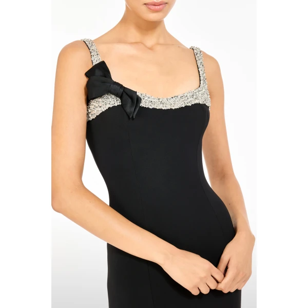 Jenny Packham  Black gown