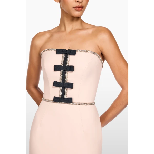 Jenny Packham  Pink gown