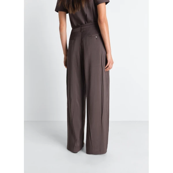 Lemaire Creased Soft Pants in Poly Viscose Twill - Pants - Parisian Minimalist Luxury at Luxury Shoes 