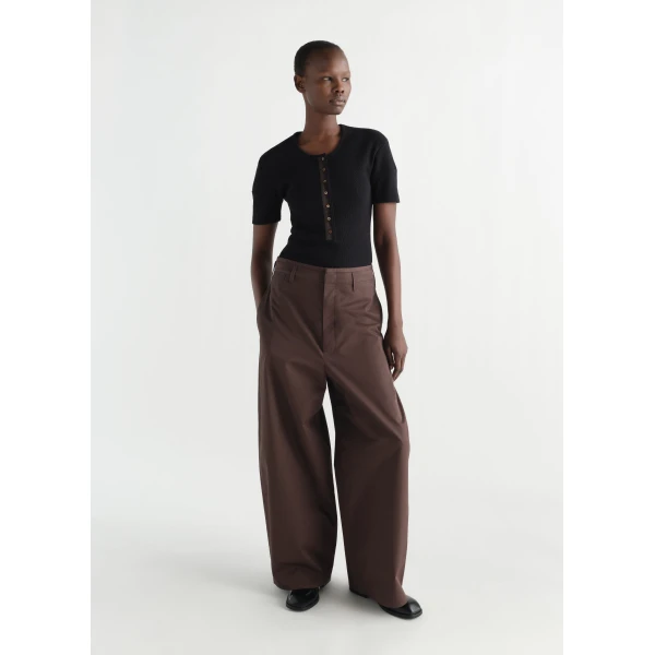 Lemaire Large Chino in Cotton Twill - Pants - Parisian Minimalist Luxury at Luxury Shoes 