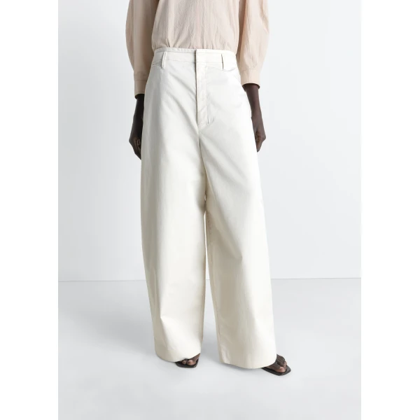 Lemaire Large Chino in Cotton Twill - Pants - Parisian Minimalist Luxury at Luxury Shoes 