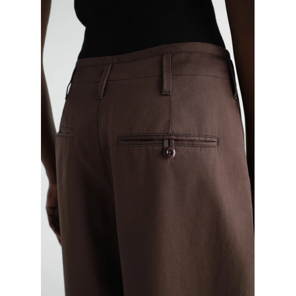 Lemaire Large Chino in Cotton Twill - Pants - Parisian Minimalist Luxury at Luxury Shoes 