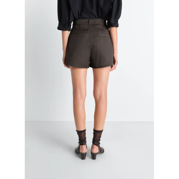 Lemaire Shorts in Cotton Twill - Shorts - Parisian Minimalist Luxury at Luxury Shoes 