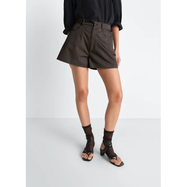 Lemaire Shorts in Cotton Twill - Shorts - Parisian Minimalist Luxury at Luxury Shoes 