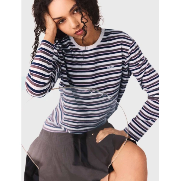 Maje T-shirt Parisian Accessible Luxury Clothing at Luxury Shoes 