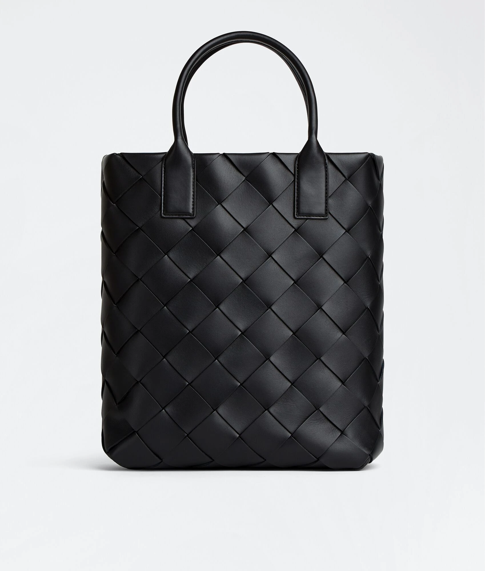 Khaite Maxi Intreccio Tote in Black/swimming pool - Multicolour Totes & Top-Handle Bags - The Lotus Tote Bag - Shop at Luxury Shoes Khaite Maxi Intreccio Tote in Black/swimming pool - Multicolour Totes & Top-Handle Bags - The Lotus Tote Bag - Shop at Luxury Shoes