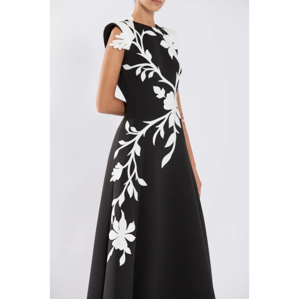 Neoprene Dress With Floral Embroidery - Image 6