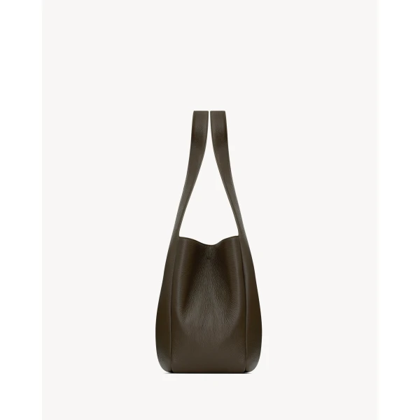Saint Laurent LE 5 À 7 BEA in grained leather designed in Paris