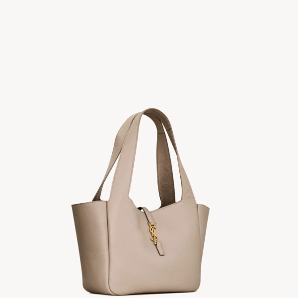 Saint Laurent LE 5 À 7 SMALL BEA in grained leather, view 5