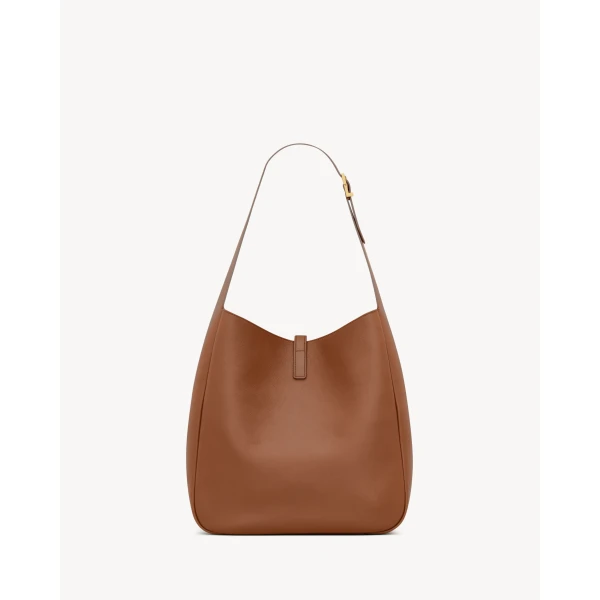 Saint Laurent LE 5 À 7 supple LARGE in grained leather designed in Paris