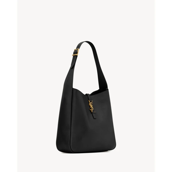 Saint Laurent LE 5 À 7 supple LARGE in grained leather designed in Paris