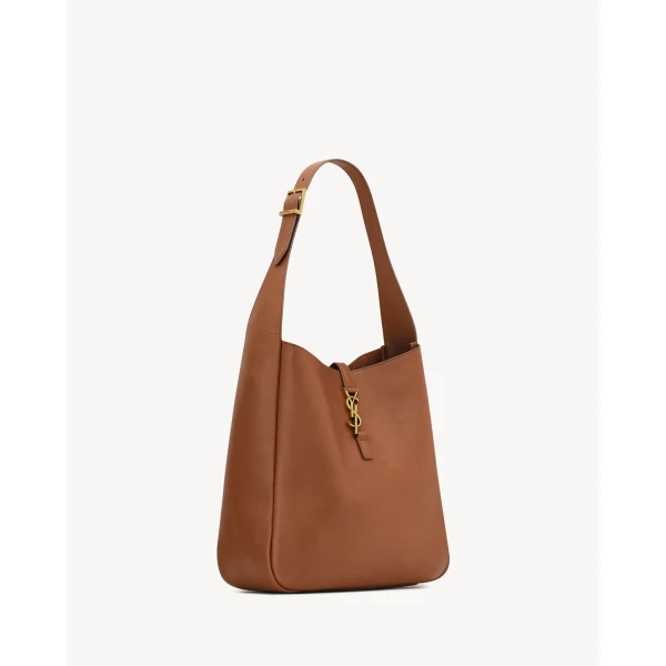 Saint Laurent LE 5 À 7 supple LARGE in grained leather designed in Paris