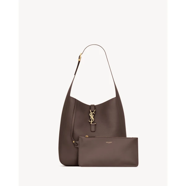 Saint Laurent LE 5 À 7 supple large in grained leather designed in Paris