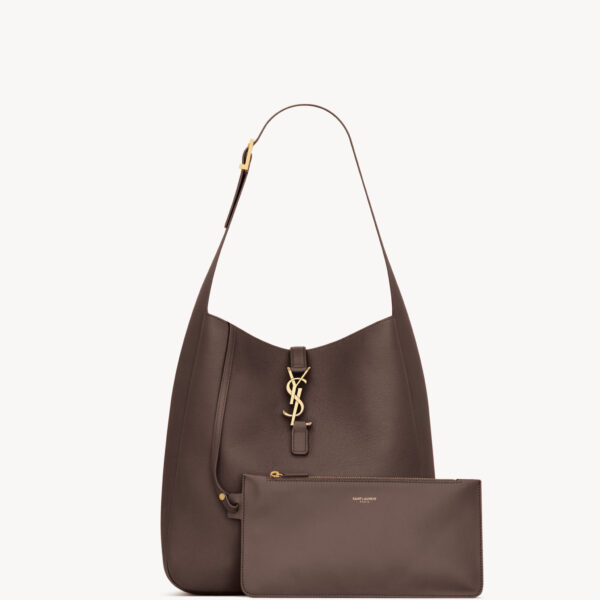 Saint Laurent LE 5 À 7 supple large in grained leather, view 3