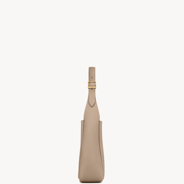 Saint Laurent LE 5 À 7 supple small IN GRAINED LEATHER, view 4